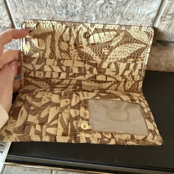Brahmin Stepping Stone Women's Wallet - Picture 3 of 3